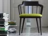 Tiara de Porada en una sala de estar