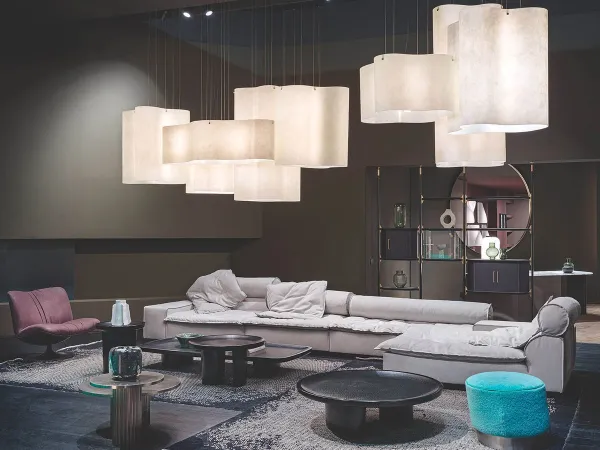 Verschiedene Formen des Calix Couchtischs von Baxter