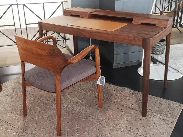 Saffo Bureau de Porada - ventes