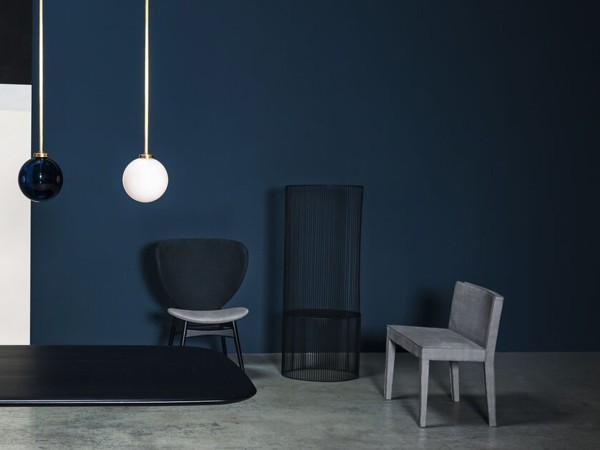 Stuhl Oslo Baxter | Eschenholz und Leder | Design Paola Navone