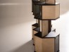 Meuble Bar Hive Baxter | Alvéole Hexagonale en Cuir et Verre | Design Pietro Russo