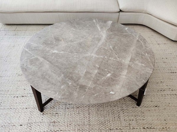 Flexform Tris round coffee table, 127 cm, matte gray stardust marble top on a dark wood base